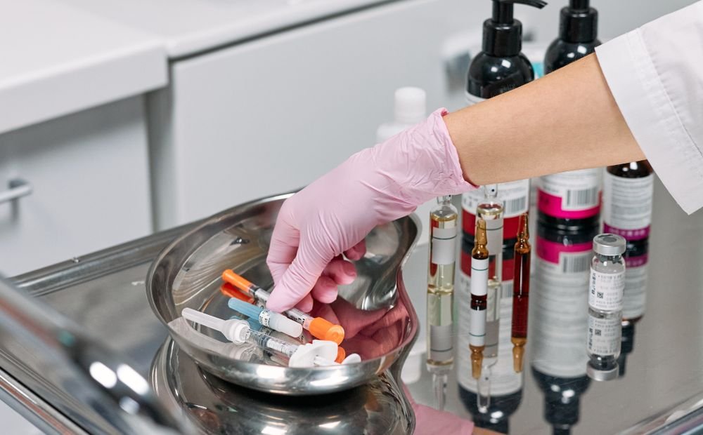 Aesthetic injector administering a Botox treatment in a med-spa clinic